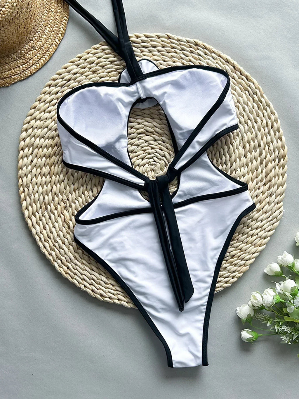 בגד ים שלם- קים