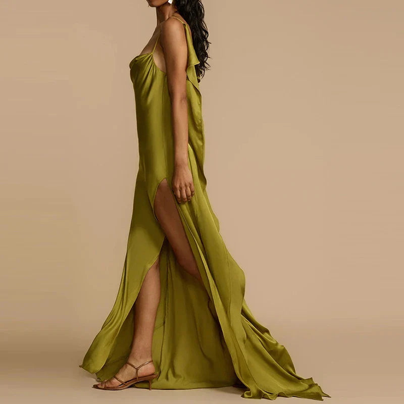 Shelton שמלת סאטן קמיסול