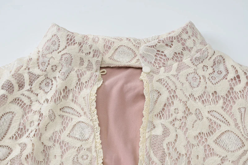 Pamela שמלת מיני תחרה עם שרוולים ארוכים