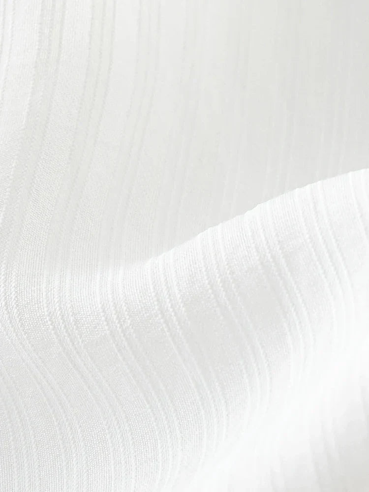 Matilda חולצה קיצית בעיצוב חלול בצוואר